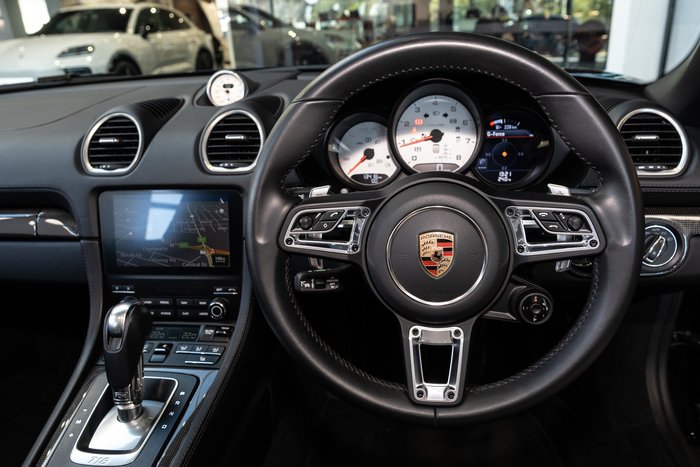 2024 Porsche 718 Boxster