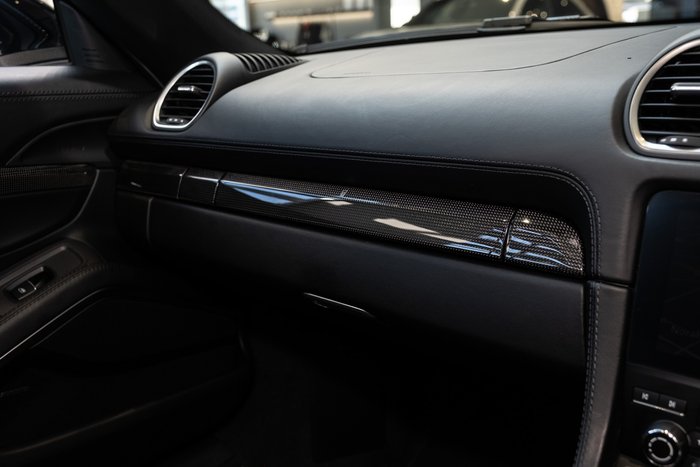 2024 Porsche 718 Boxster