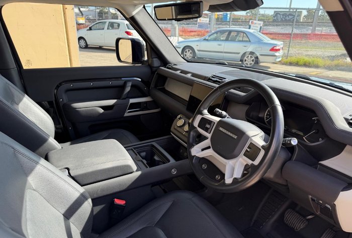 2022 Land Rover Defender 90 D250 S