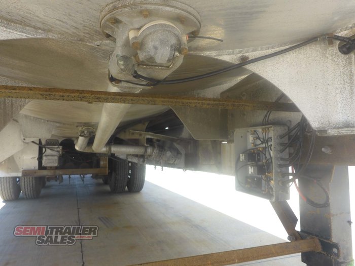 1994 Hockney Aluminium Tanker