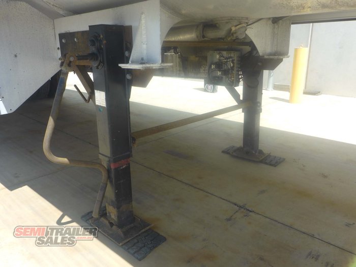 1994 Hockney Aluminium Tanker