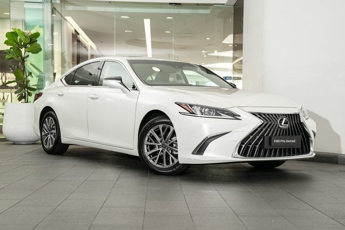 2025 Lexus ES 300h Luxury AXZH10R White