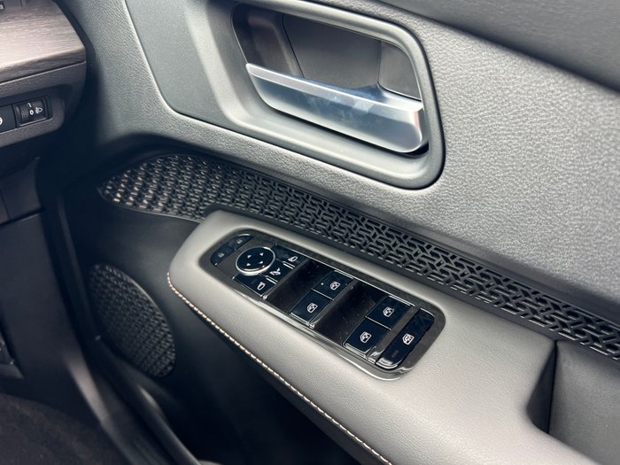 2025 Nissan Ariya Advance