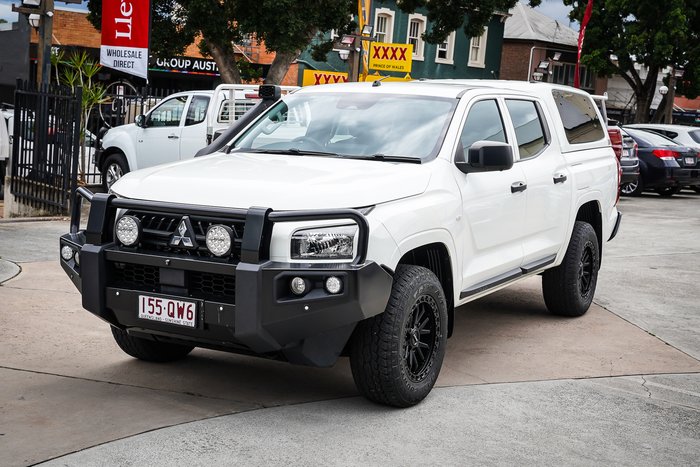 2024 MITSUBISHI TRITON