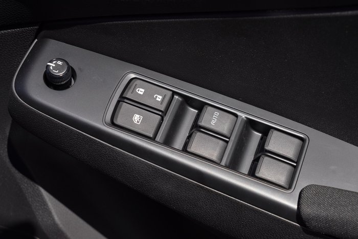 2025 Isuzu D-MAX X-RIDER