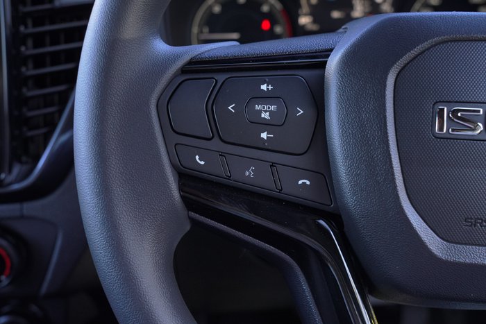 2025 Isuzu D-MAX X-RIDER