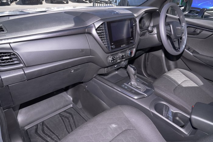 2025 Isuzu D-MAX X-RIDER