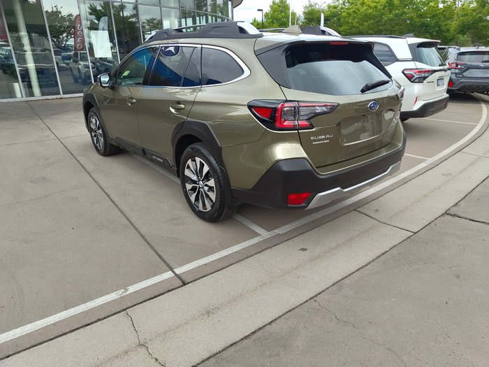 2025 Subaru Outback AWD Touring XT