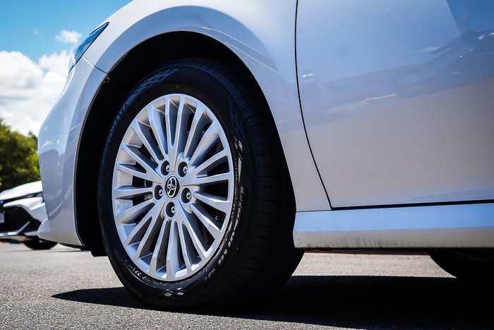 2025 Toyota CAMRY HYBRID Ascent