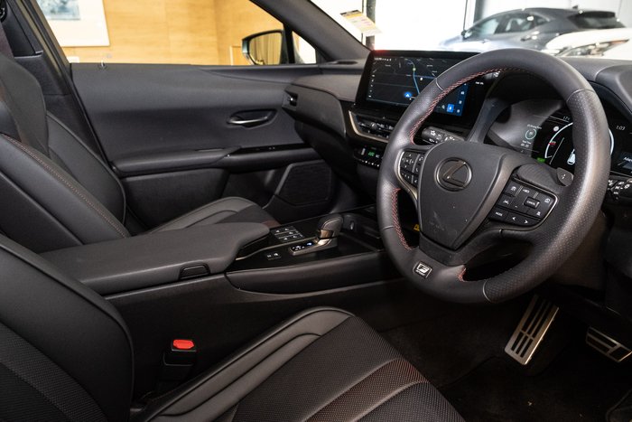 2025 Lexus UX300h F Sport 2WD