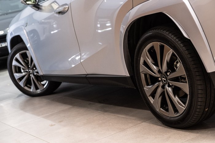 2025 Lexus UX300h F Sport 2WD