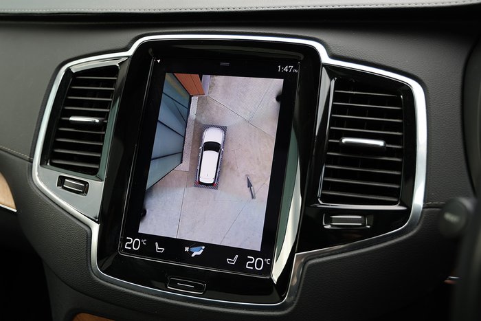 2022 Volvo XC90 B6 Inscription