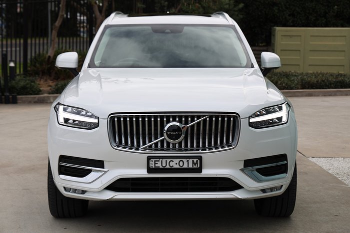 2022 Volvo XC90 B6 Inscription
