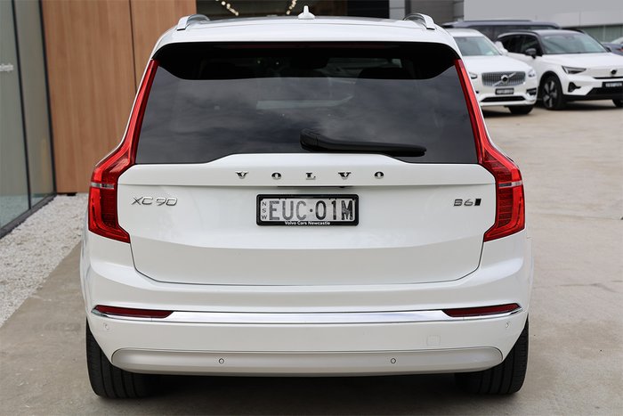2022 Volvo XC90 B6 Inscription
