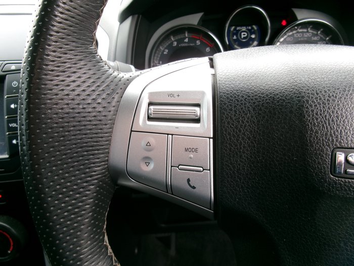 2021 ISUZU MU-X LS-M (4x4)