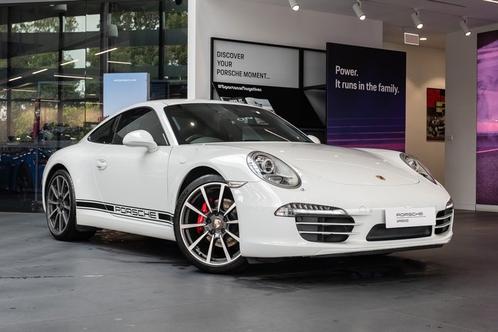 2013 Porsche 911 Carrera 4