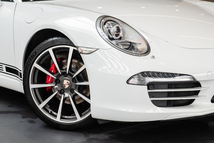 2013 Porsche 911 Carrera 4