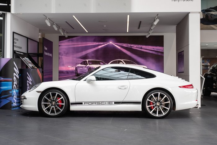 2013 Porsche 911 Carrera 4