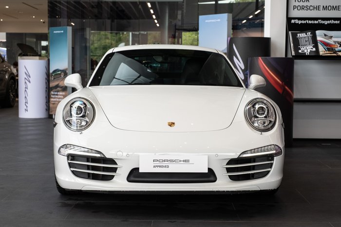 2013 Porsche 911 Carrera 4