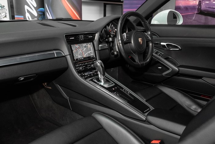 2013 Porsche 911 Carrera 4