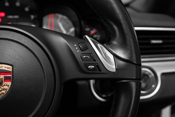 2013 Porsche 911 Carrera 4