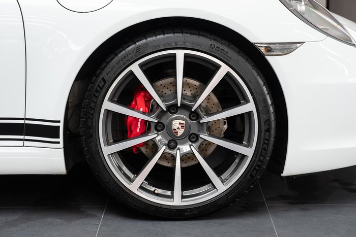 2013 Porsche 911 Carrera 4