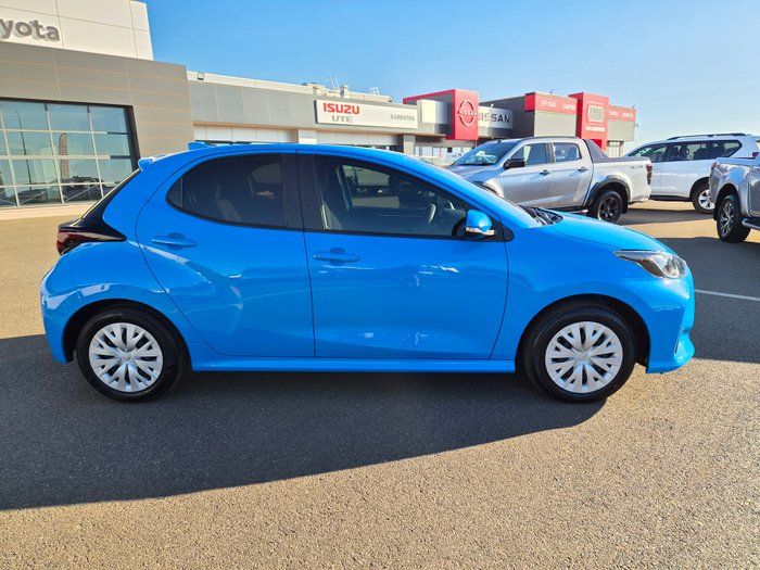 2022 Toyota Yaris Ascent Sport Blue