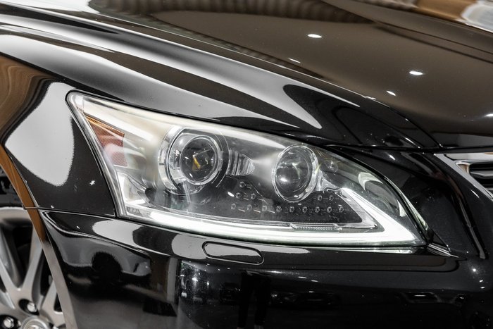 2013 Lexus LS460 Sports Luxury 4.6 PETROL Automatic Sedan