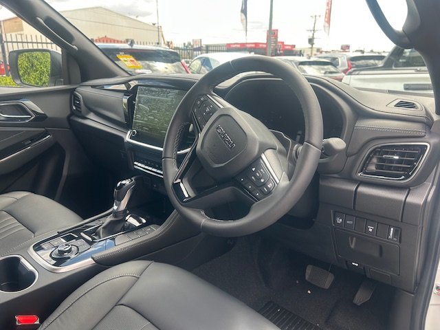 2025 Isuzu MU-X LS-T MY25.5 Mineral White