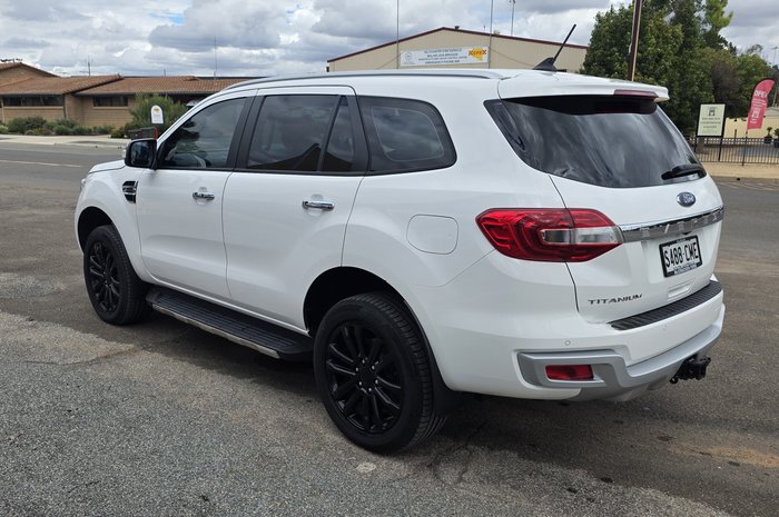 2021 Ford Everest Titanium