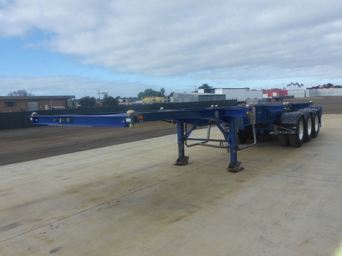 2016 Maxitrans 40FT Retractable Skel