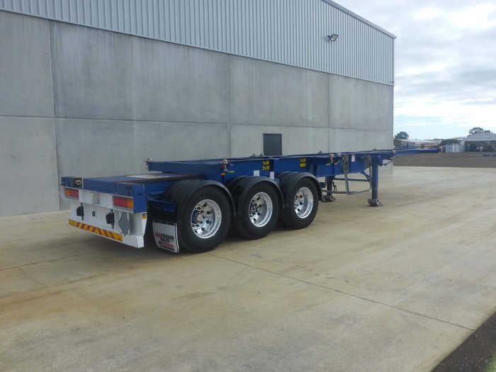 2016 Maxitrans 40FT Retractable Skel