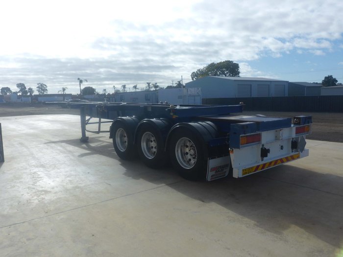 2016 Maxitrans 40FT Retractable Skel