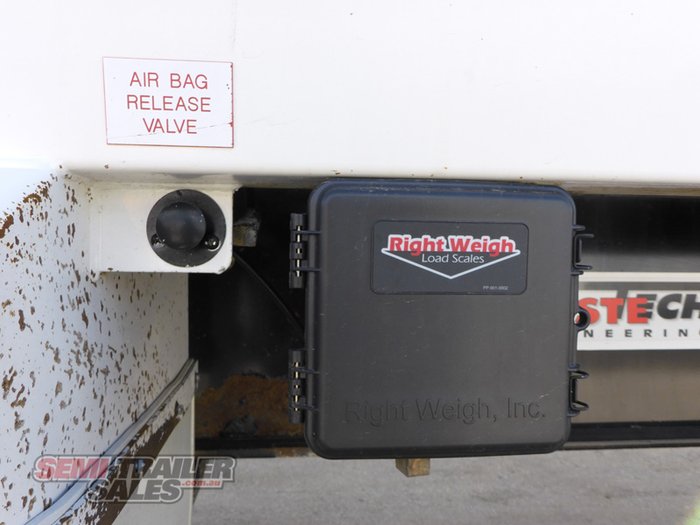 2001 Maxitrans Compactor Trailer