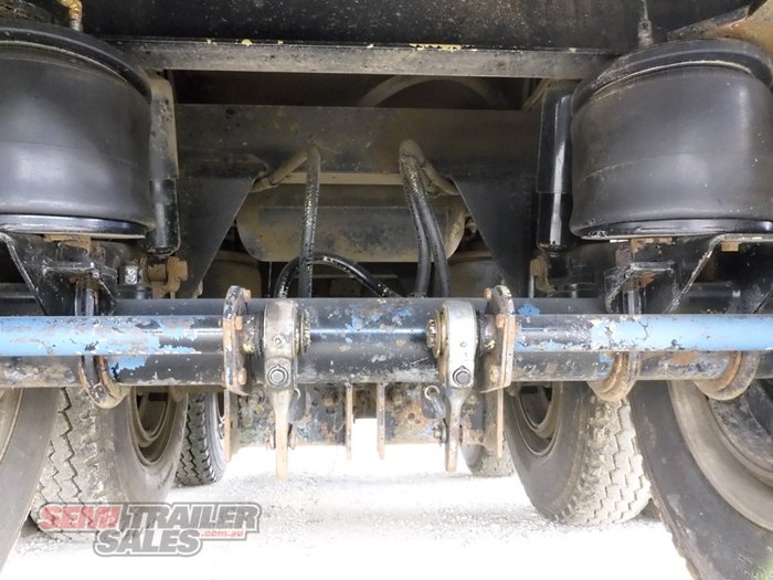 2001 Maxitrans Compactor Trailer