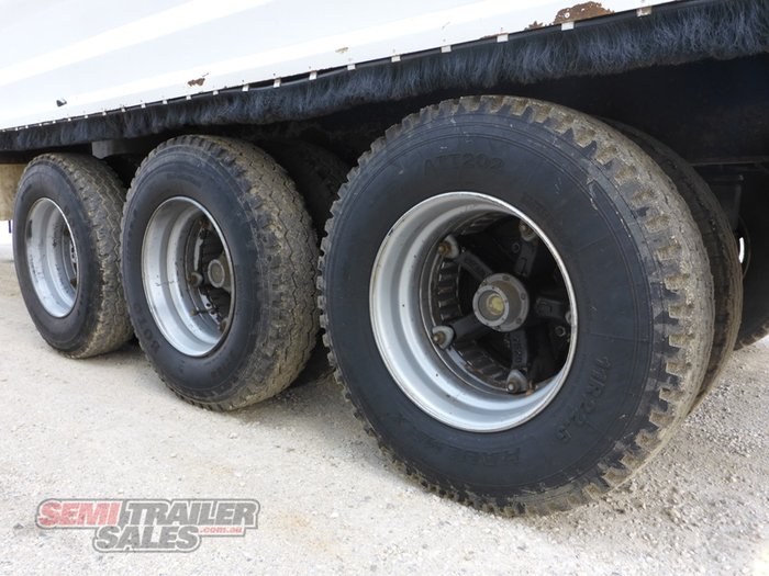 2001 Maxitrans Compactor Trailer