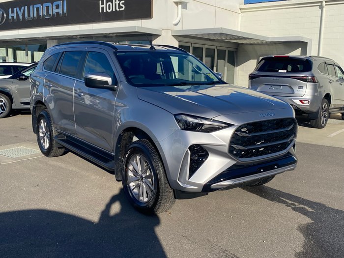 2026 ISUZU MU-X
