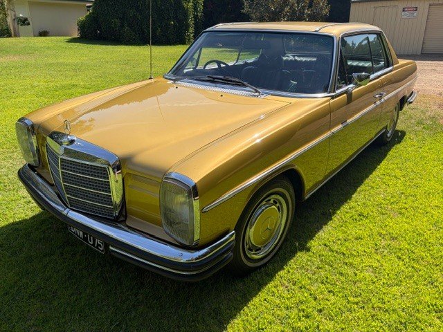 1973 MERCEDES BENZ 280CE  W114 COUPE ICON GOLD METALLIC