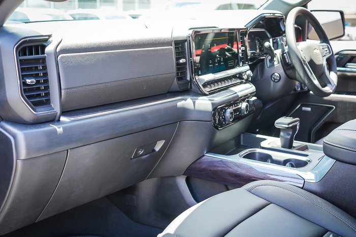 2025 Chevrolet Silverado