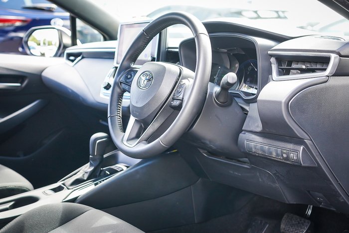 2025 Toyota COROLLA SX