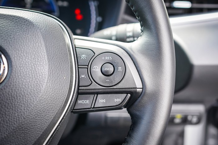 2025 Toyota COROLLA SX