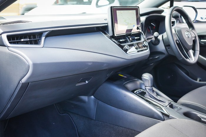 2025 Toyota COROLLA SX