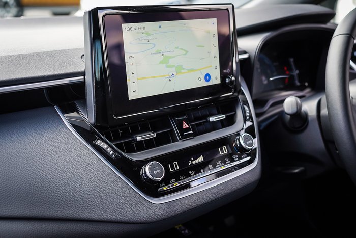 2025 Toyota COROLLA SX