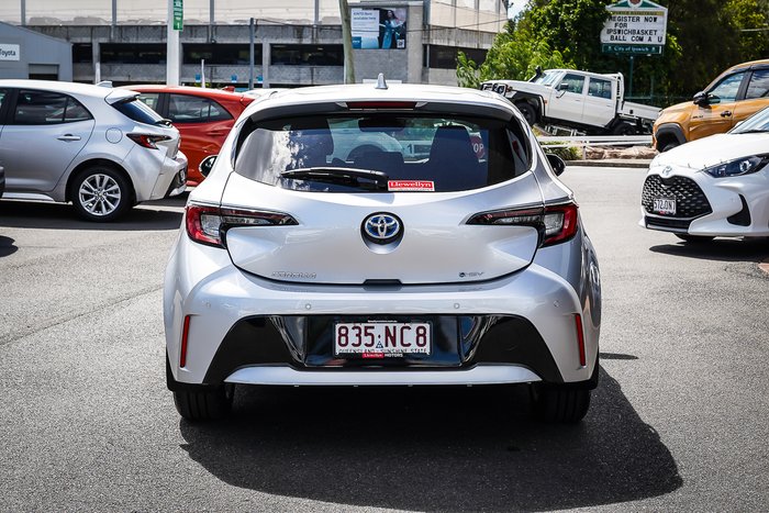 2025 Toyota COROLLA SX