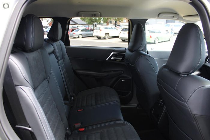 2025 Mitsubishi Outlander Aspire