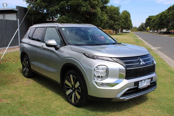 2025 Mitsubishi Outlander