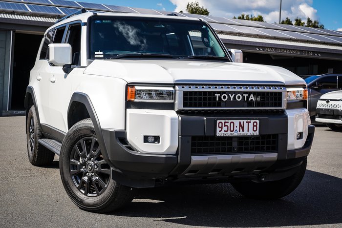 2025 Toyota PRADO