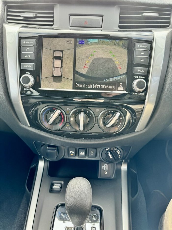 2025 NISSAN NP300 NAVARA ST