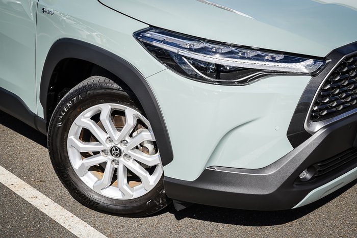 2025 Toyota Corolla Cross Hybrid GXL