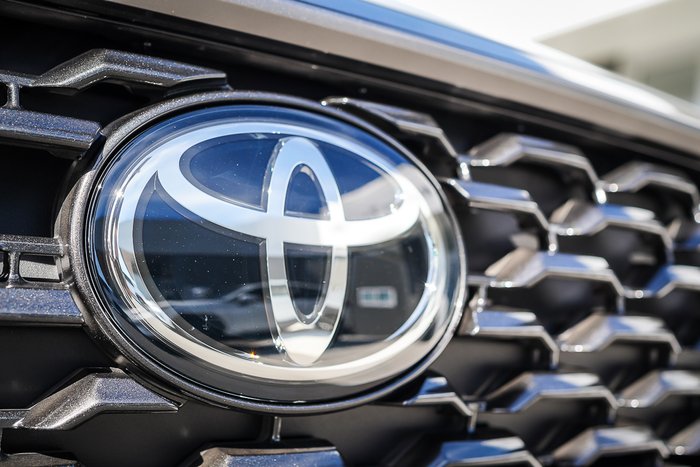 2025 Toyota Corolla Cross Hybrid GXL